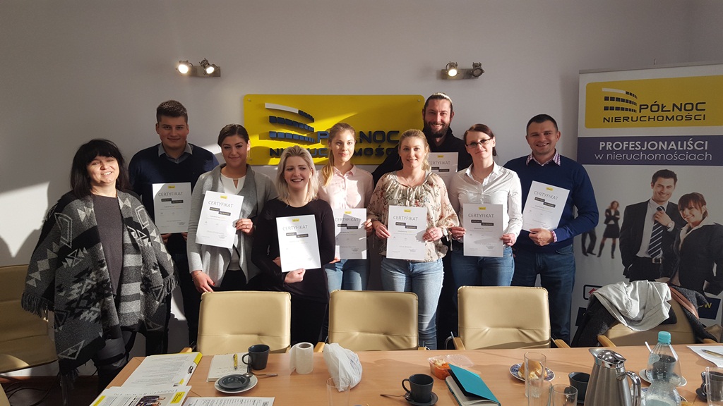 NOWI DORADCY DS. NIERUCHOMOŚCI NA grudniowym SZKOLENIU „NA START”