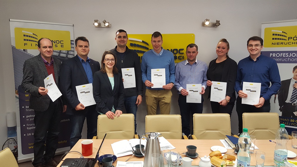 Nowi Doradcy ds.nieruchomości na lutowym szkoleniu "Na start"