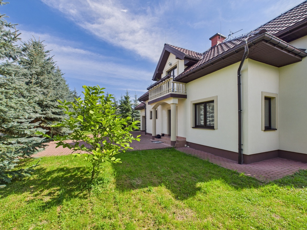 Dom – Książ Wielki