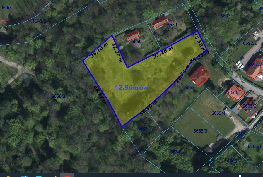 Działka – Bochnia, Uzbornia