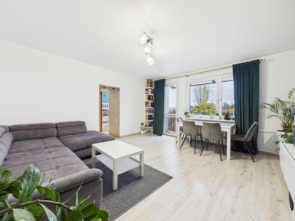 Mieszkanie – Głogów, os. Kopernik, ul. Kosmonautów Polskich