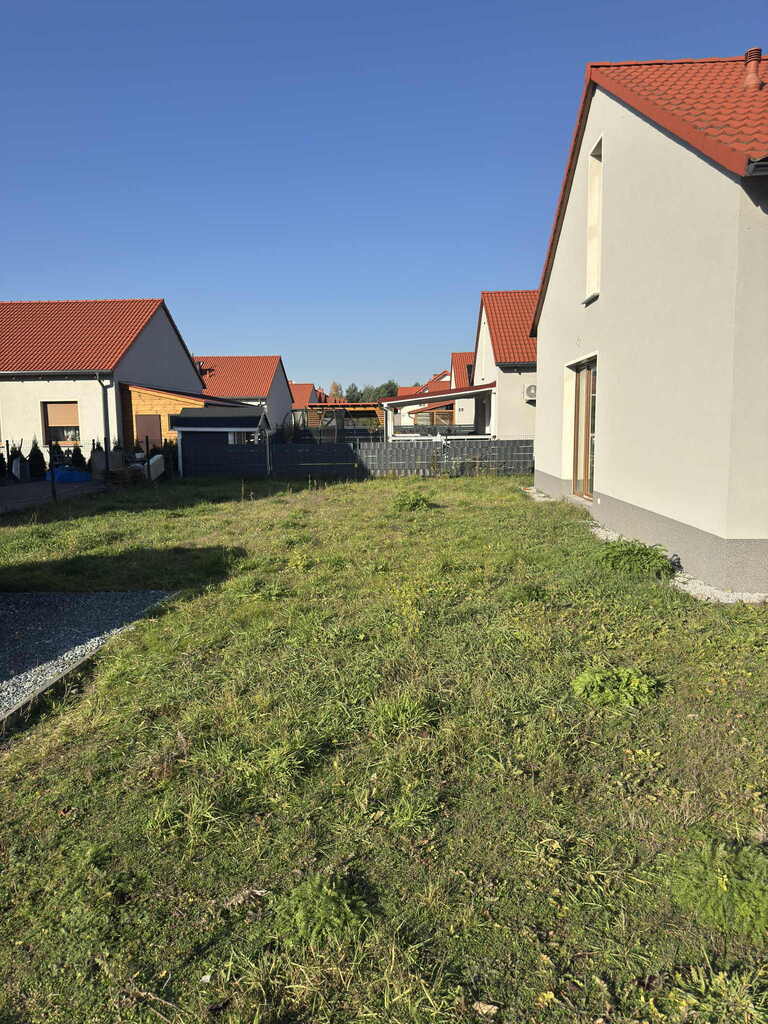 Dom – Miłoszyce, Wrocławska