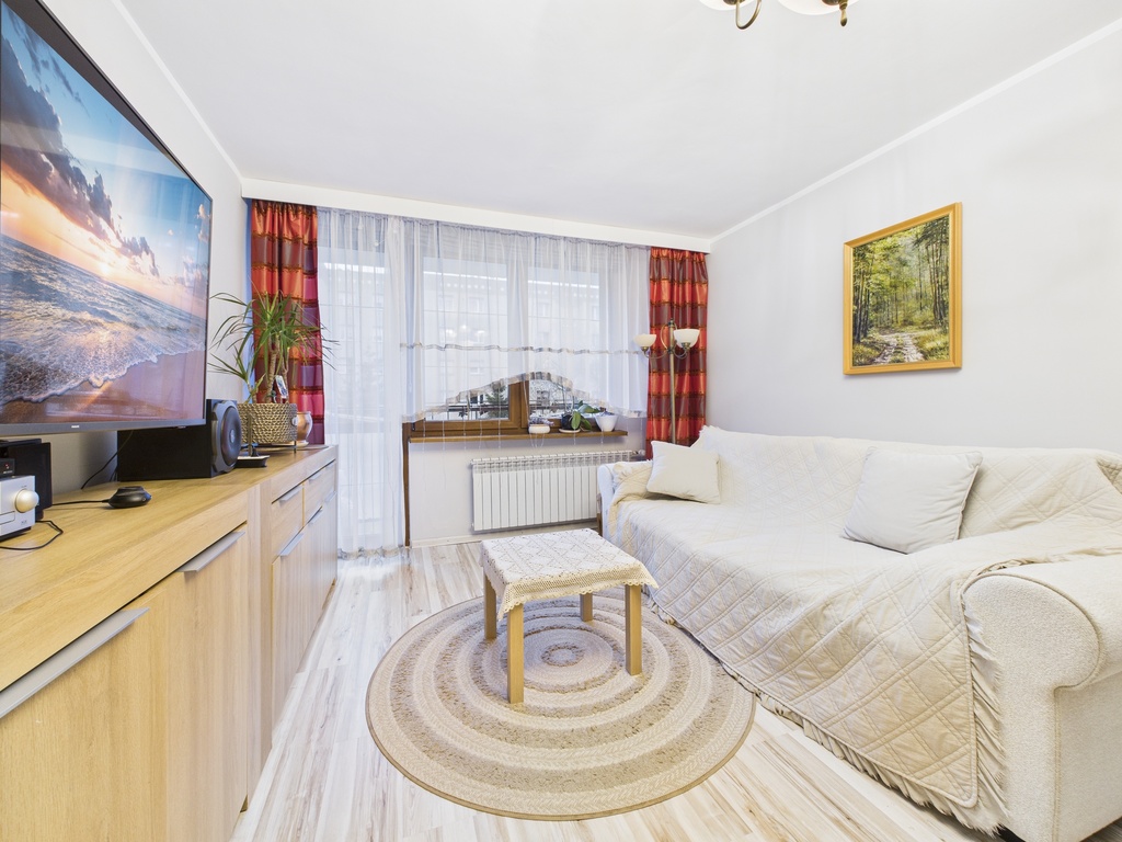 Mieszkanie – Głogów, os. Kopernik, ul. Kosmonautów Polskich