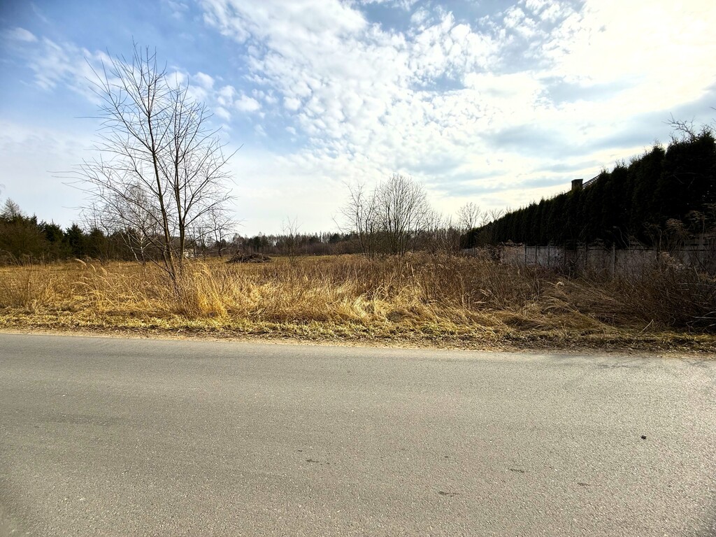 Działka – Tomaszów