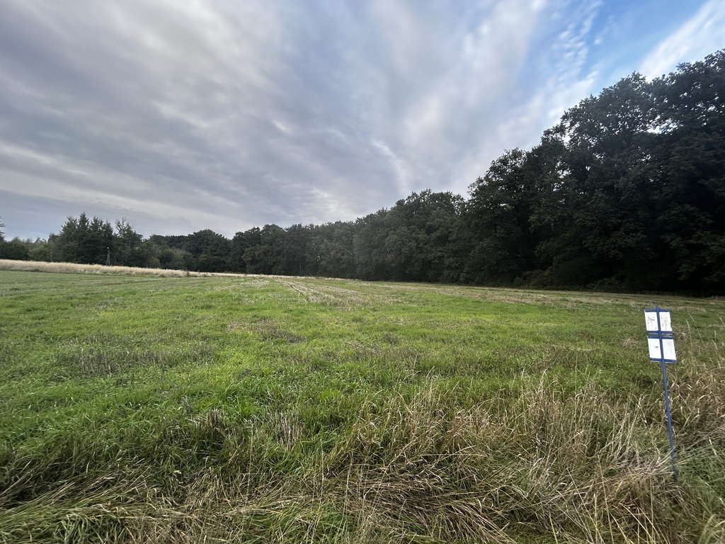 Działka – Poręba